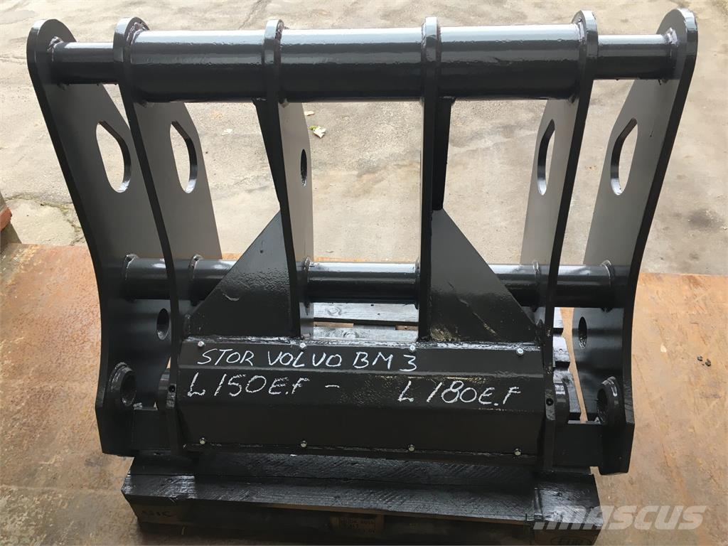 Volvo L150E/F & L180E/F Hydraulisk hurtigskifte Ātrie savienotāji