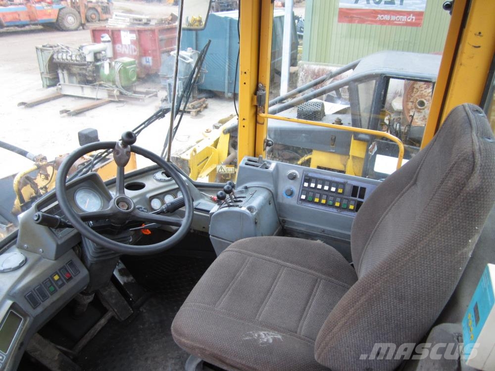 Volvo L180C til ophug 輪胎式裝載機