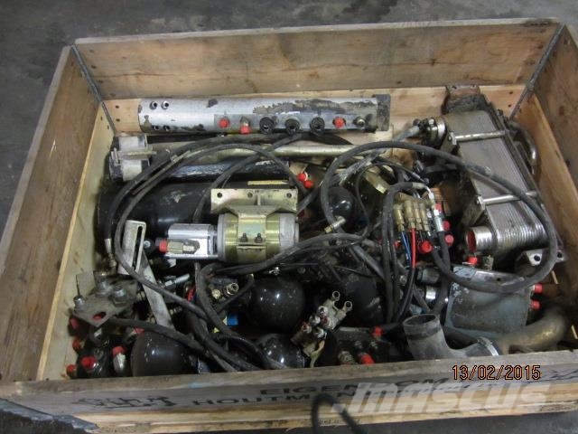 Volvo L180E læssemaskine - til ophug Incarcator pe pneuri