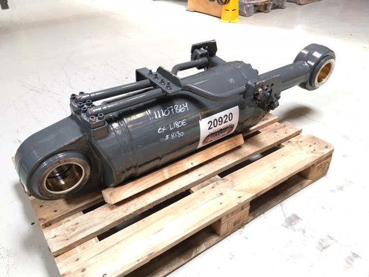Volvo L180E skovlcylinder (tiltcylinder) Hydraulik
