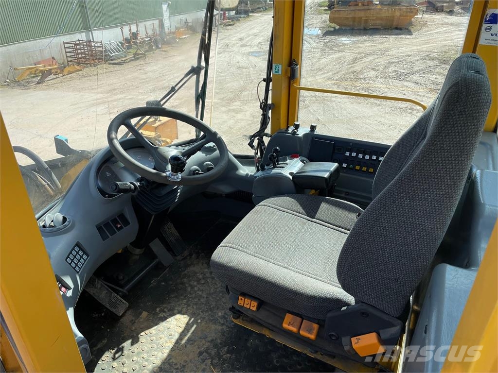 Volvo L220E læssemaskine til ophug 轮式装载机