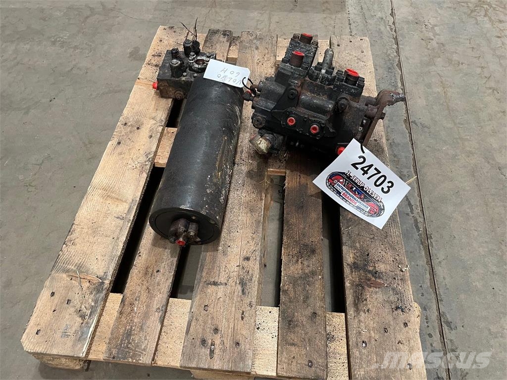 Volvo L60H lastaffjedring / nitrogenbeholder / ventilblo 유압식 기계