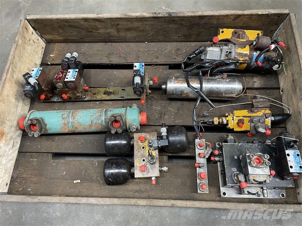 Volvo L70B køler, pumpe, ventiler, fyr & affjedring Hidraulikos įrenginiai