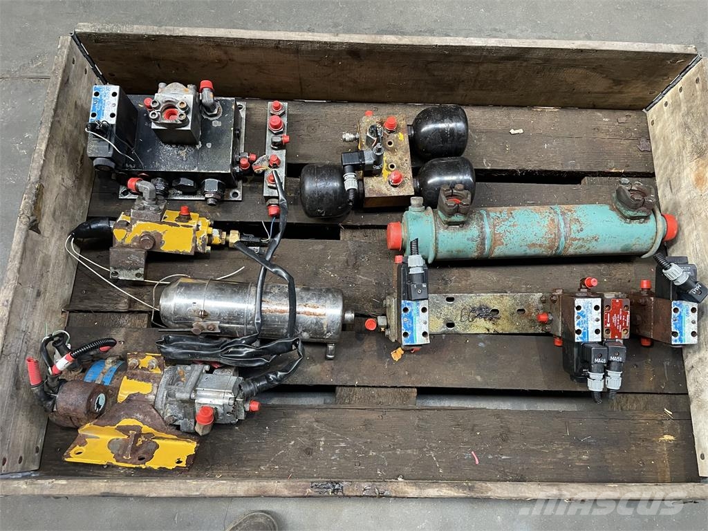 Volvo L70B køler, pumpe, ventiler, fyr & affjedring Hidraulikos įrenginiai