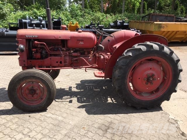 Volvo T425 Krabat Traktor Muut koneet