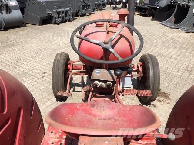 Volvo T425 Krabat Traktor Muut koneet