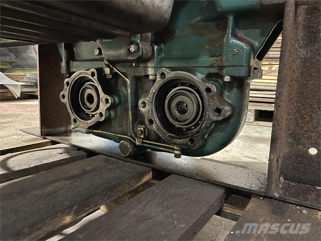 Volvo TD122FL motor ex. Volvo A35 6x6, s/no. 2141 - kun 엔진
