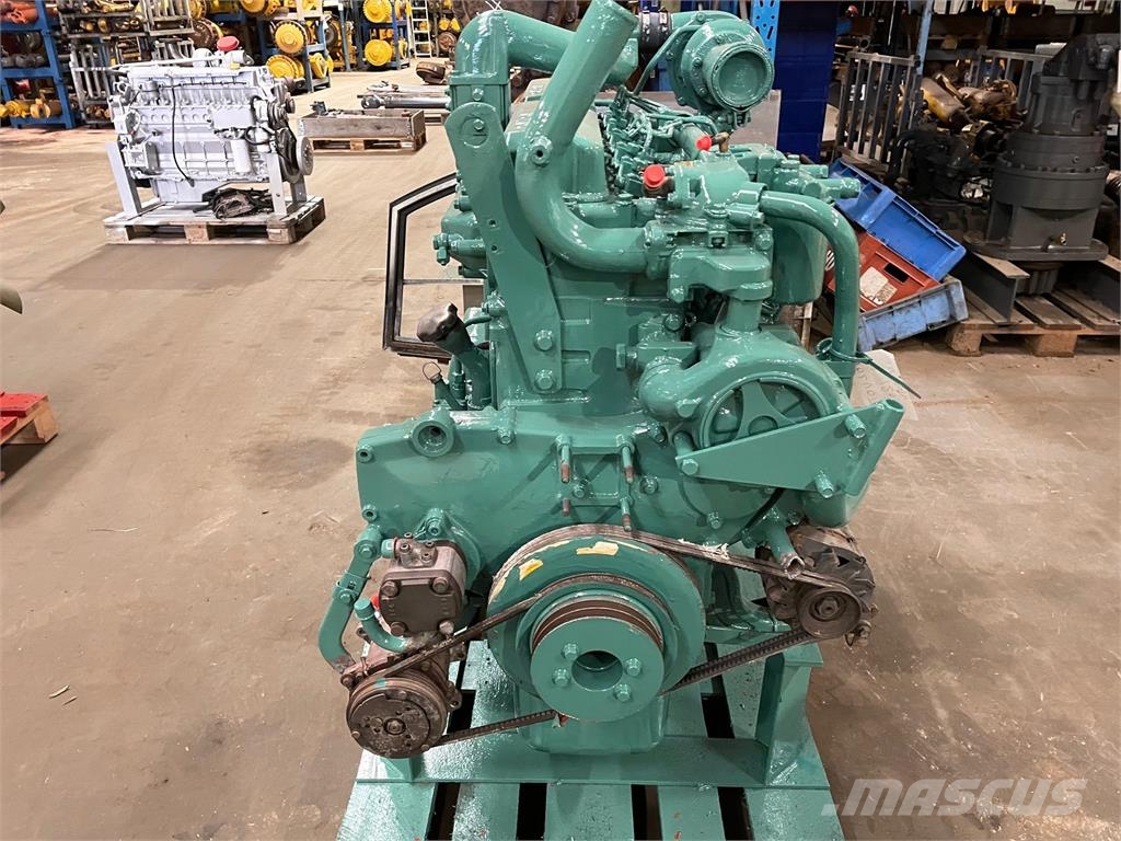 Volvo TD71G motor ex. Volvo L120 엔진