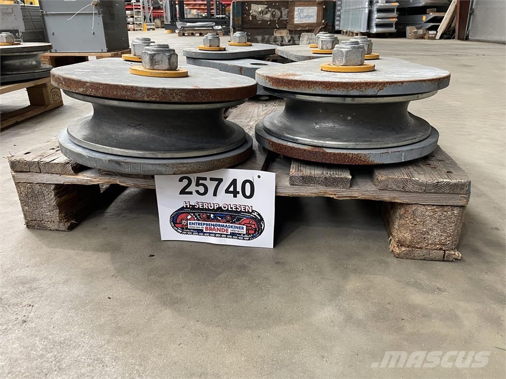 Wirehjul 125 ton fabr. Certex - 4 stk. Crane parts and equipment