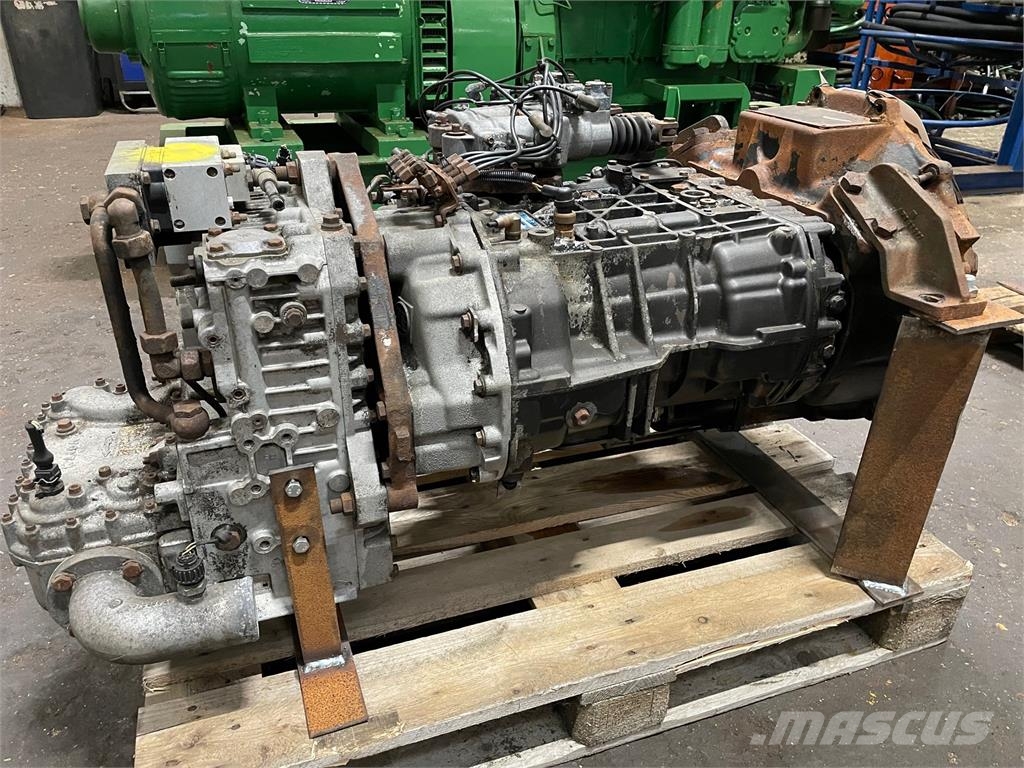 ZF Ecomid S180 transmission Vaihteisto
