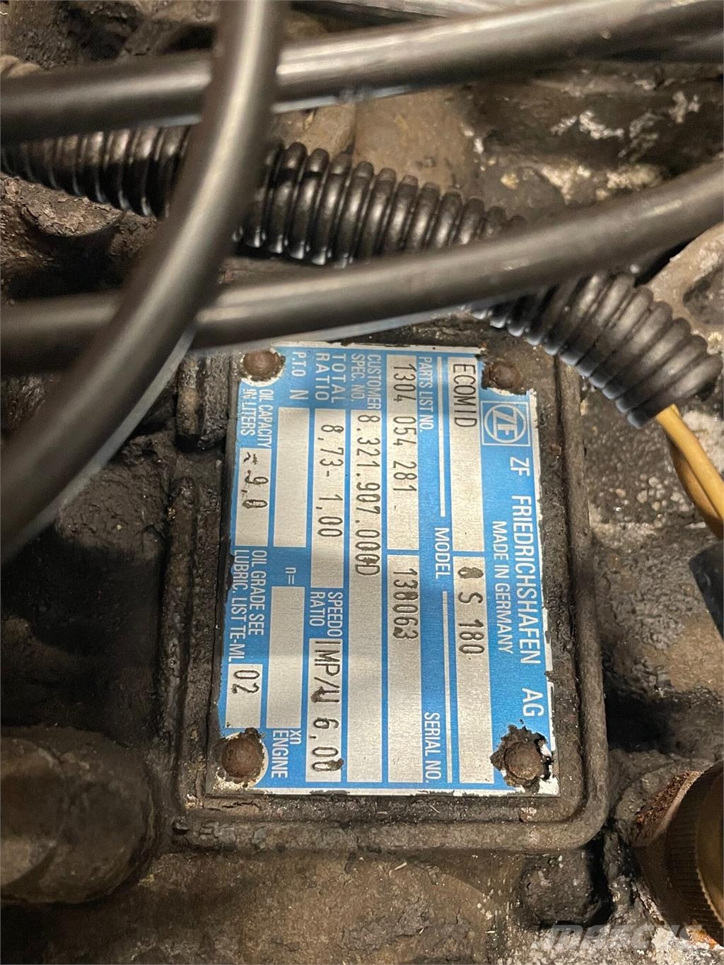 ZF Ecomid S180 transmission Vaihteisto