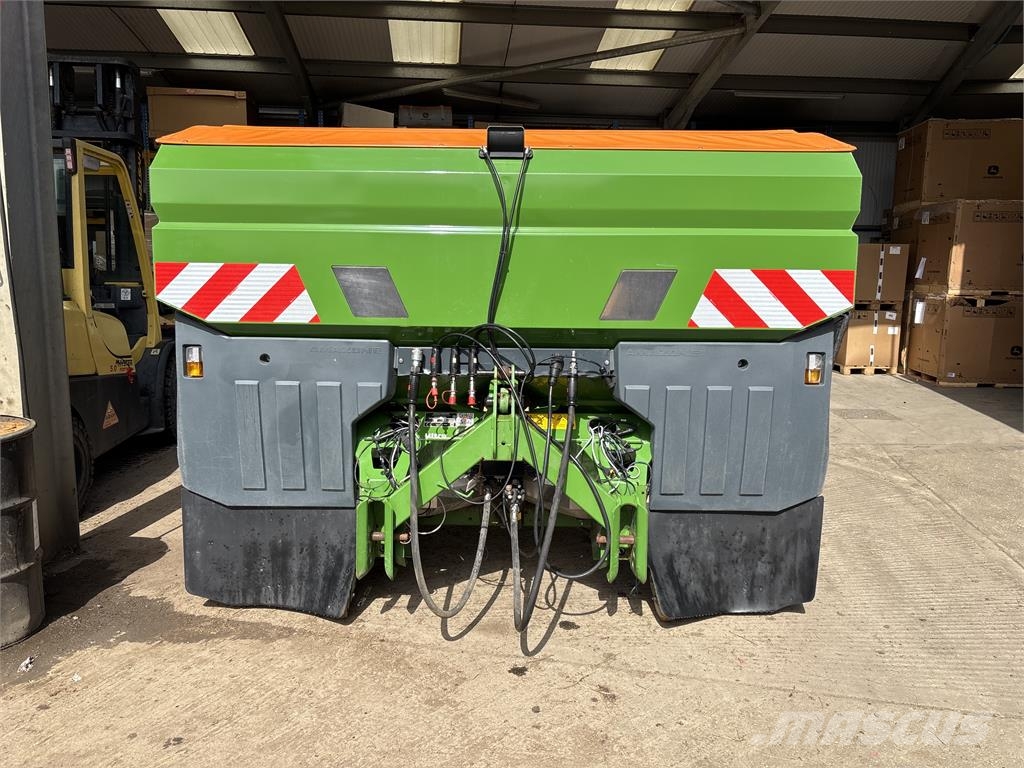 Amazone ZA-TS 4200 معدات فرد المواد المعدنية