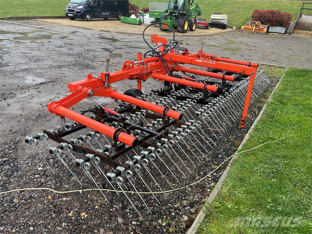 Browns 6m Grass Rake Rastrilladoras y rastrilladoras giratorias