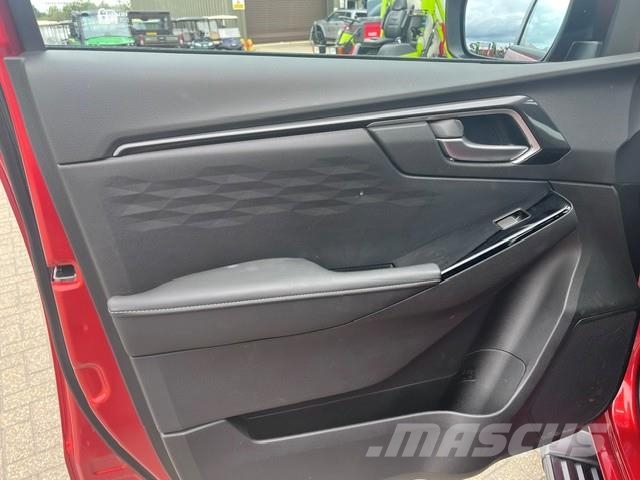 Isuzu V-Cross Muut maatalouskoneet
