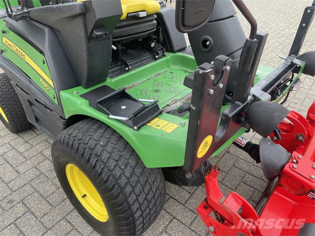 John Deere 1580 Χορτοκοπτικά γηπέδων με γκαζόν