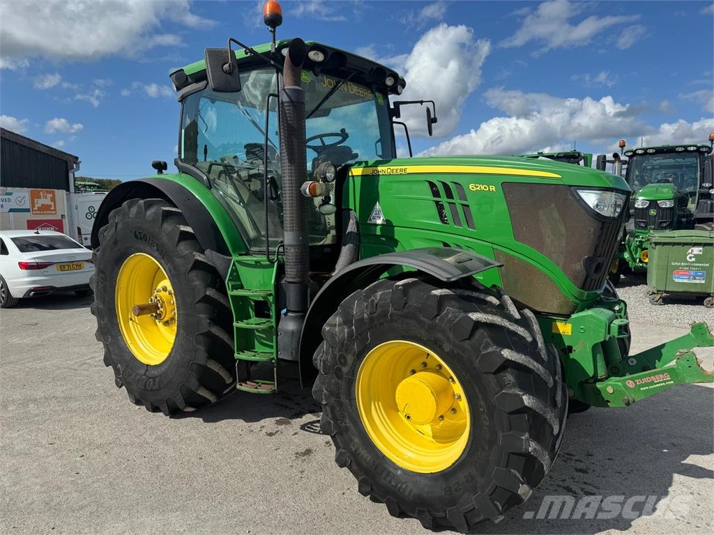 John Deere 6210R Traktoriai