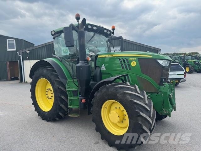 John Deere 6215R Traktori