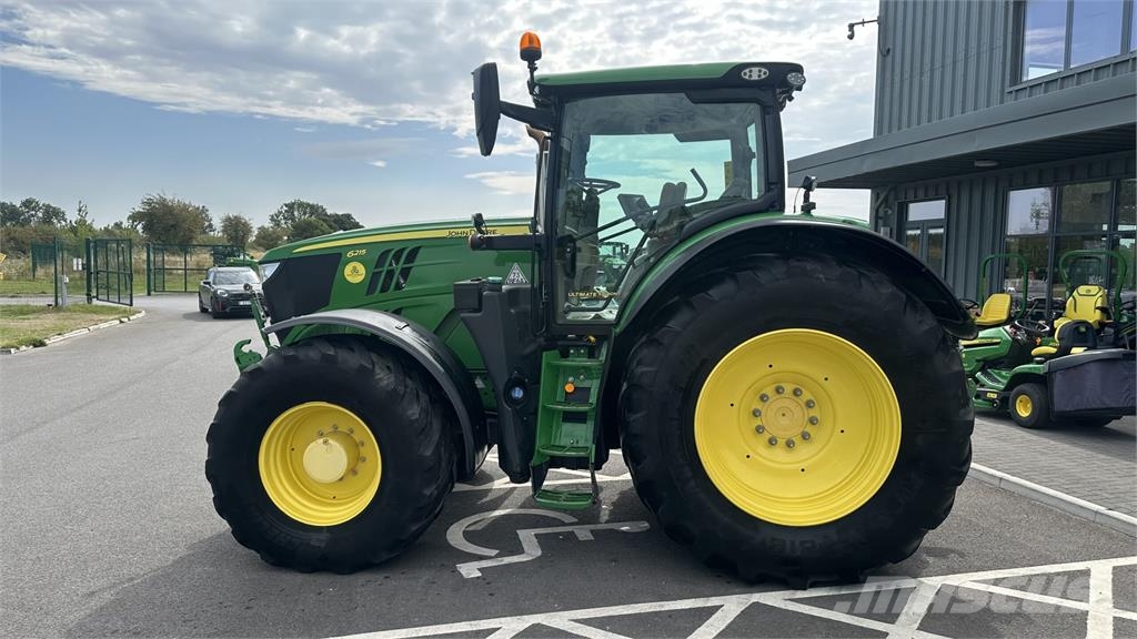 John Deere 6215R Traktoriai
