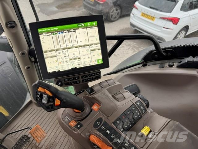 John Deere 6215R Traktorok