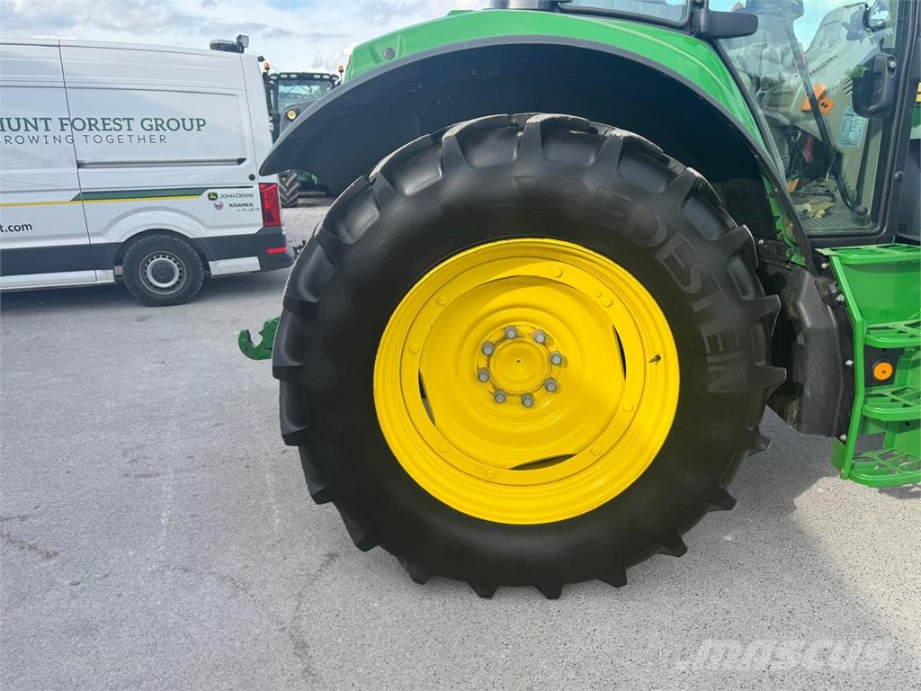 John Deere 6M 150 Traktoriai