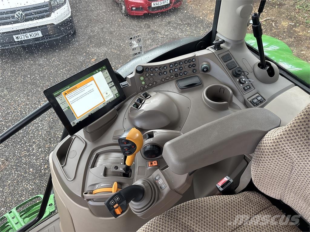 John Deere 6R 140 الجرارات