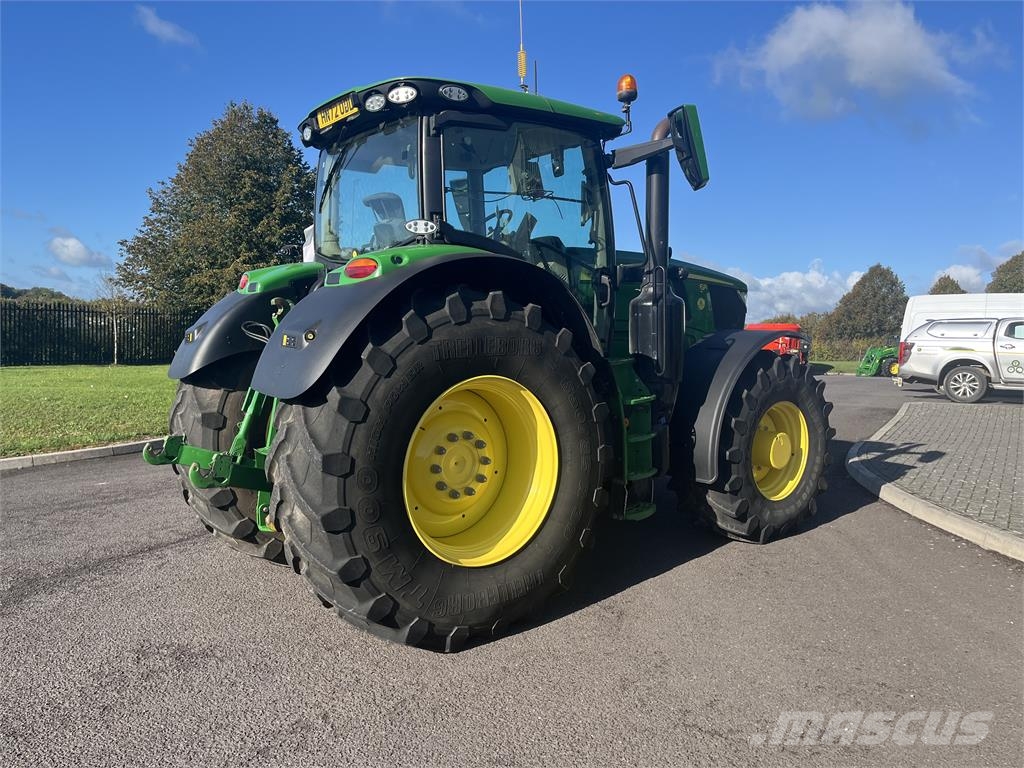 John Deere 6R 175 Tractors