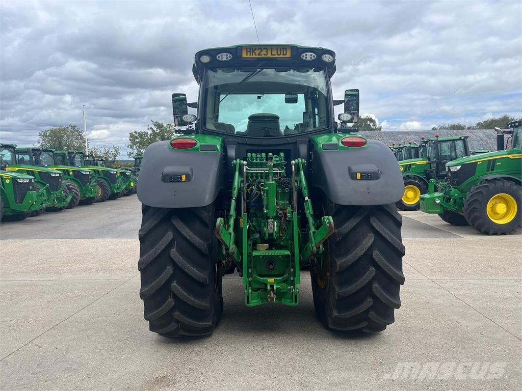 John Deere 6R 215 Traktoriai
