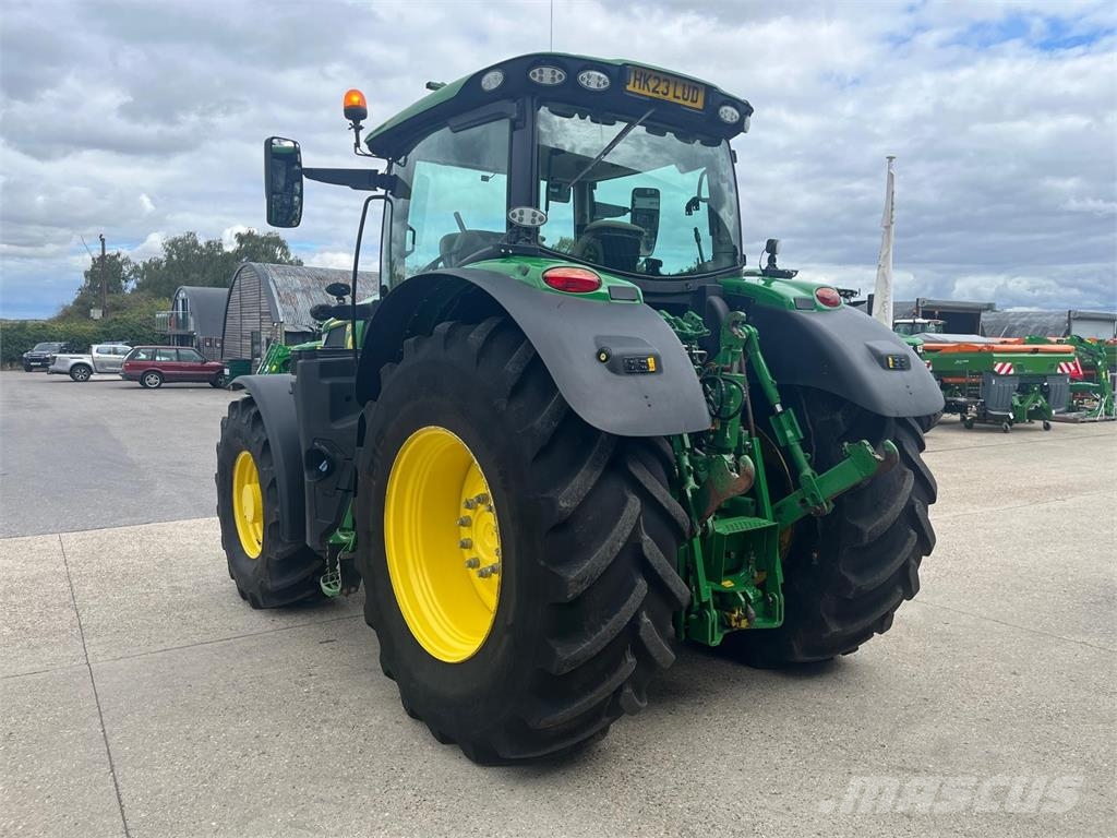 John Deere 6R 215 Traktoriai