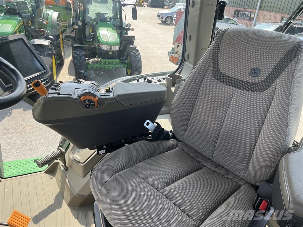 John Deere 7R 330 Трактори