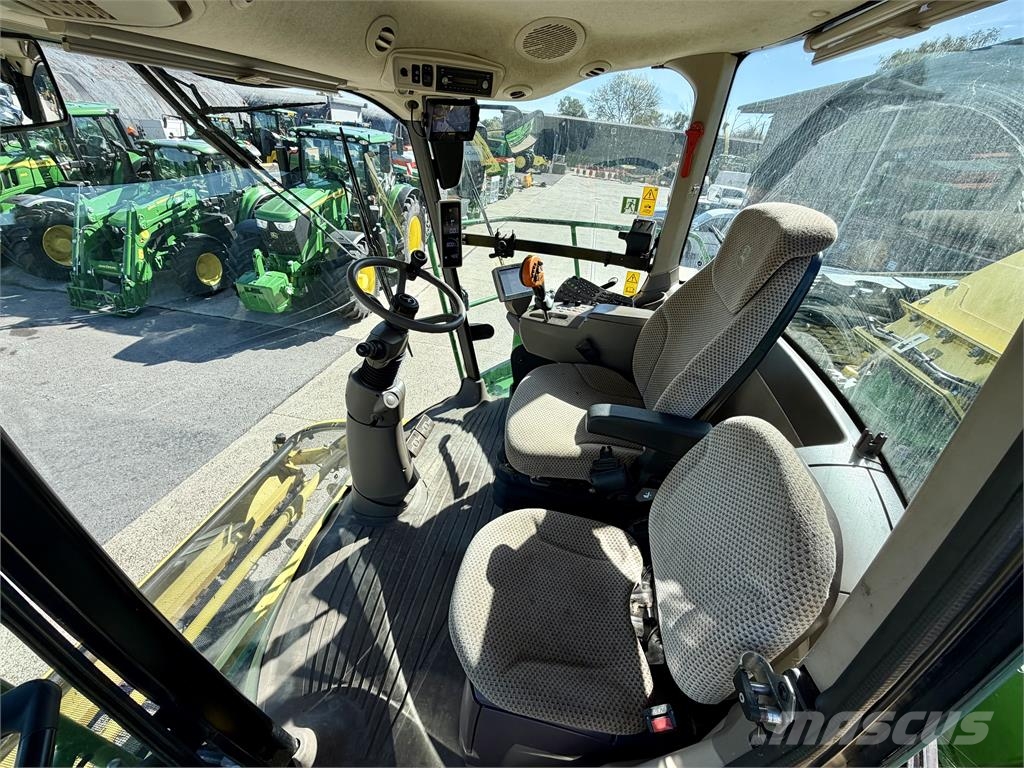 John Deere 9700 Forage harvesters