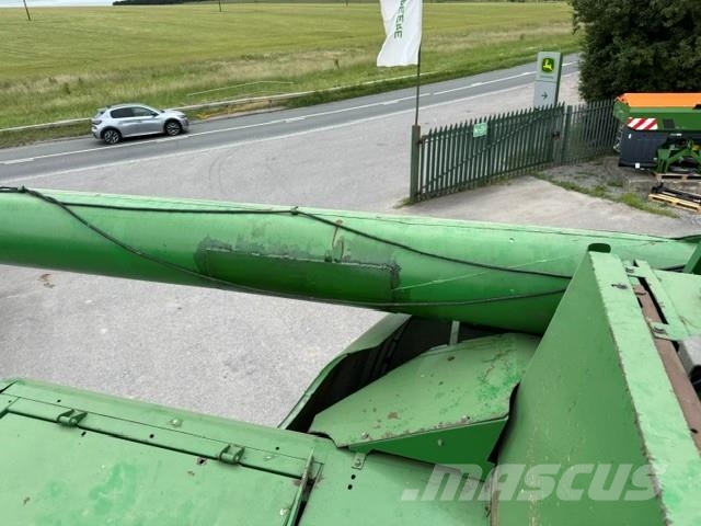 John Deere C670 Комбайни