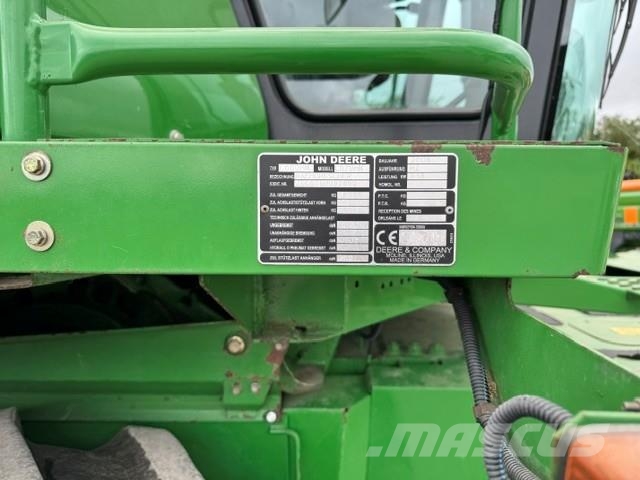 John Deere C670 Комбайни