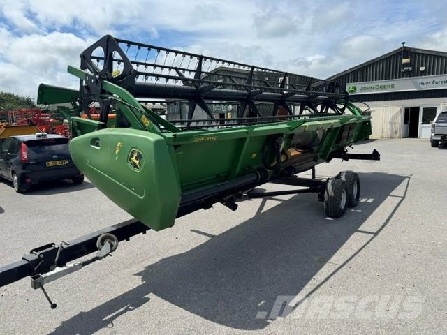 John Deere C670 Комбайни