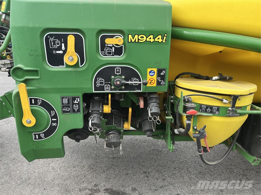 John Deere M944i Pulverizadoras de fertilizante
