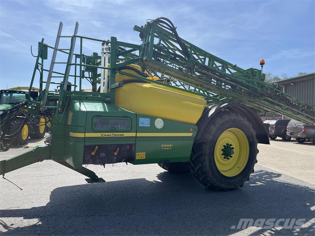 John Deere R944i معدات رش أسمدة