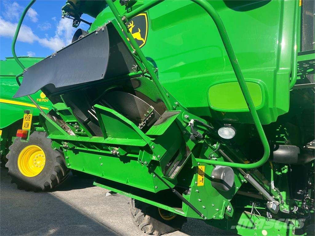 John Deere S780 Combine harvesters