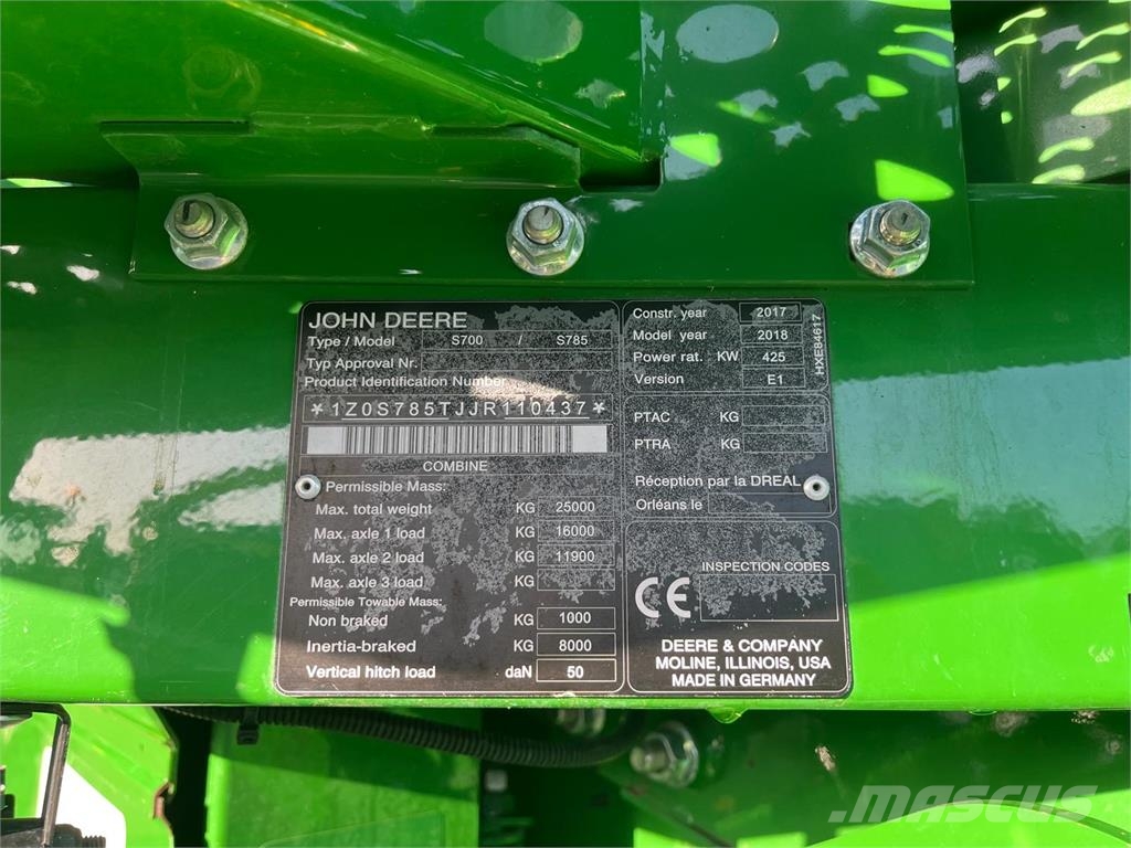 John Deere S785i Combine harvesters