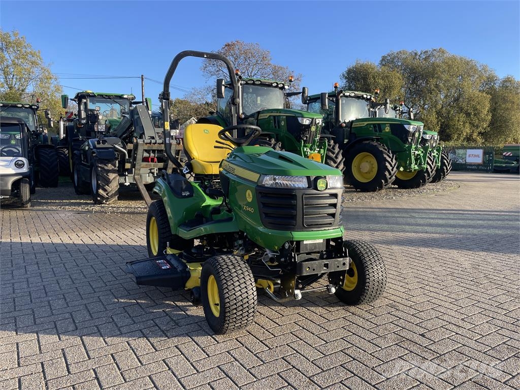 John Deere X940 ركوب الحشائش