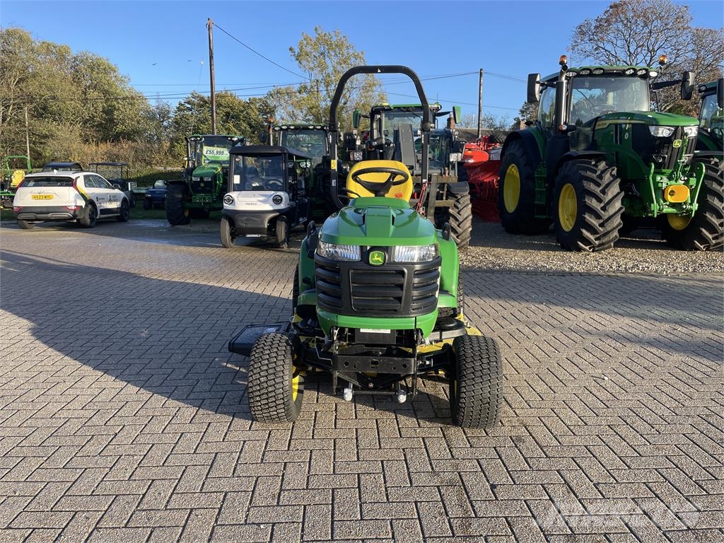 John Deere X940 ركوب الحشائش