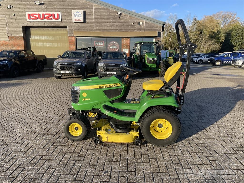 John Deere X940 ركوب الحشائش