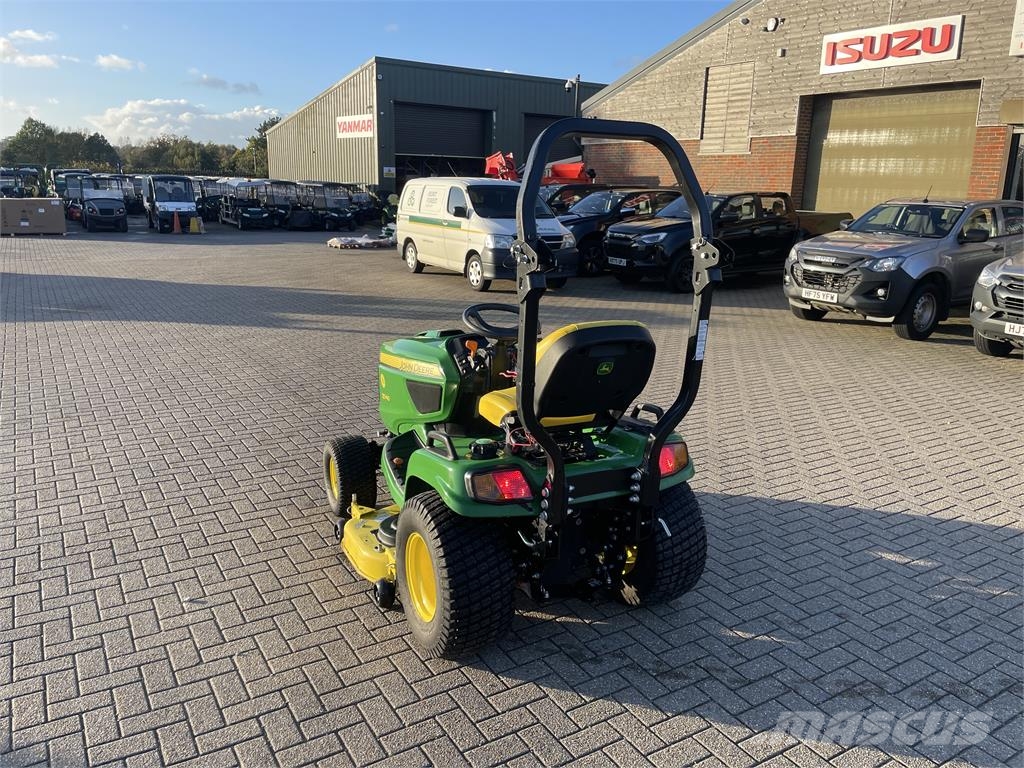 John Deere X940 ركوب الحشائش