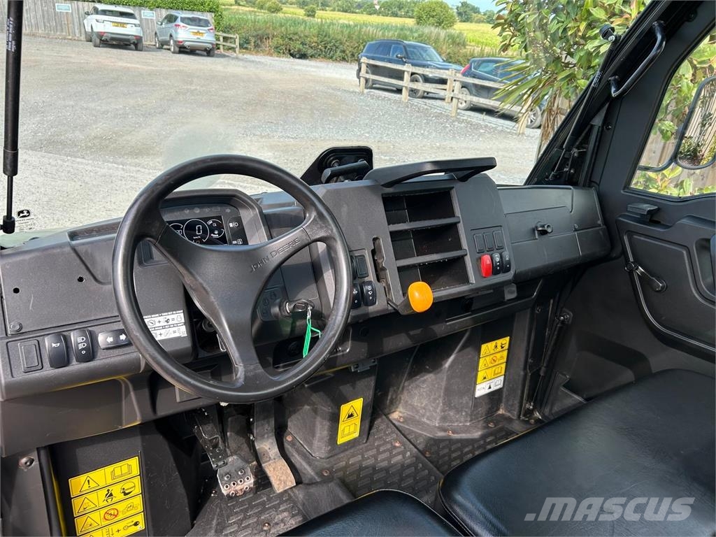 John Deere XUV 865M ATVs