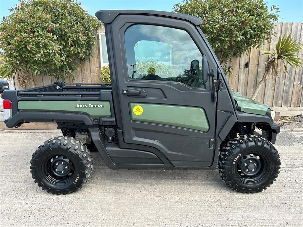 John Deere XUV 865M ATVs