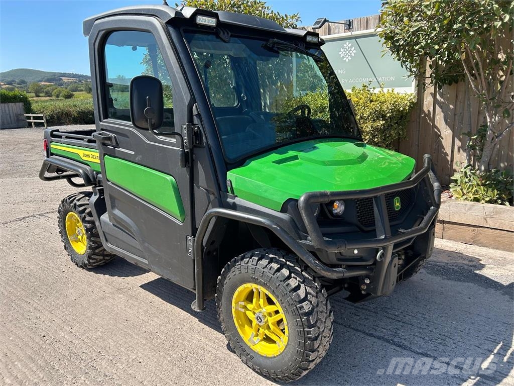 John Deere XUV 865M ATV