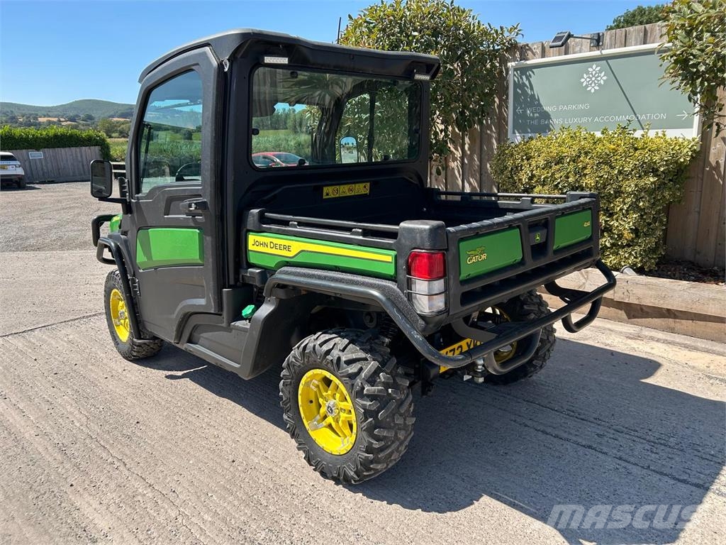 John Deere XUV 865M ATV