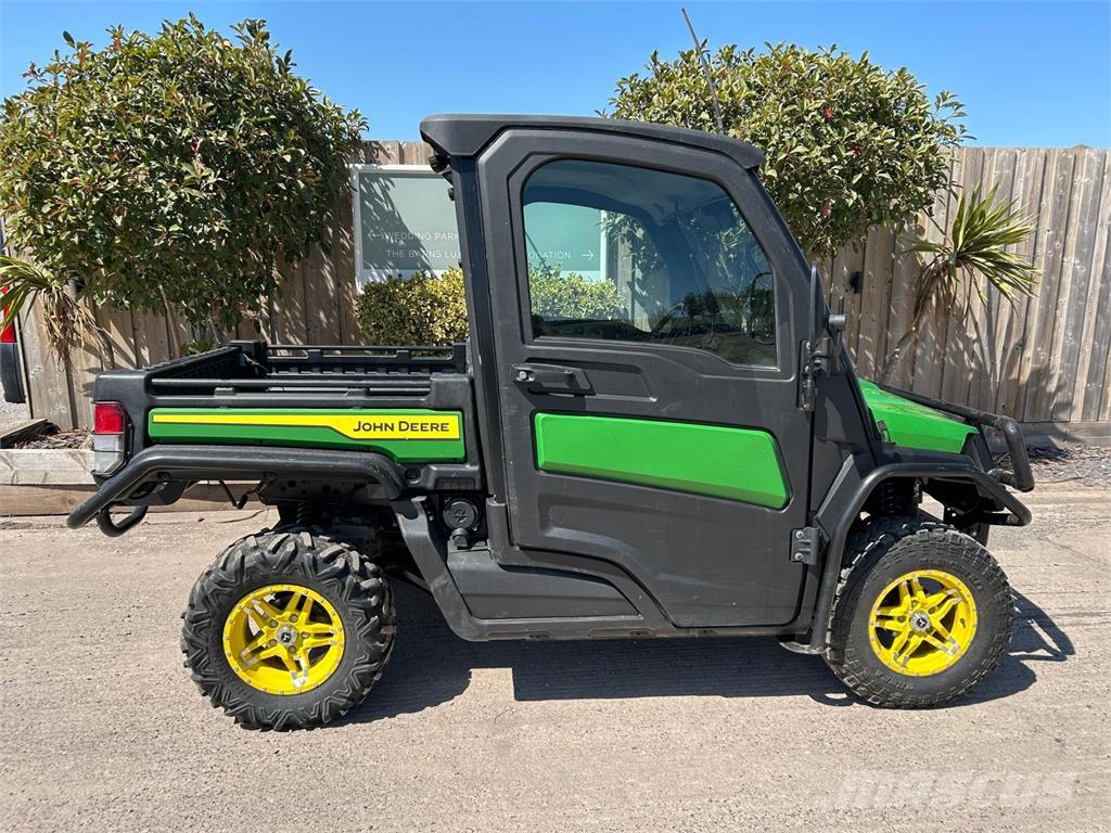 John Deere XUV 865M ATV