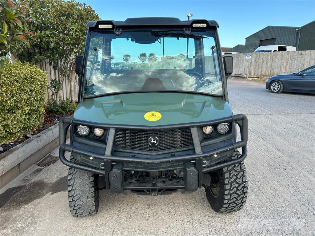 John Deere XUV 865M ATVs