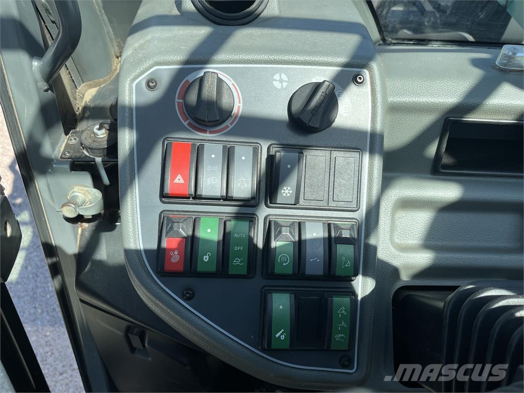 Kramer KT407 معدات مناولة لأغراض الزراعة
