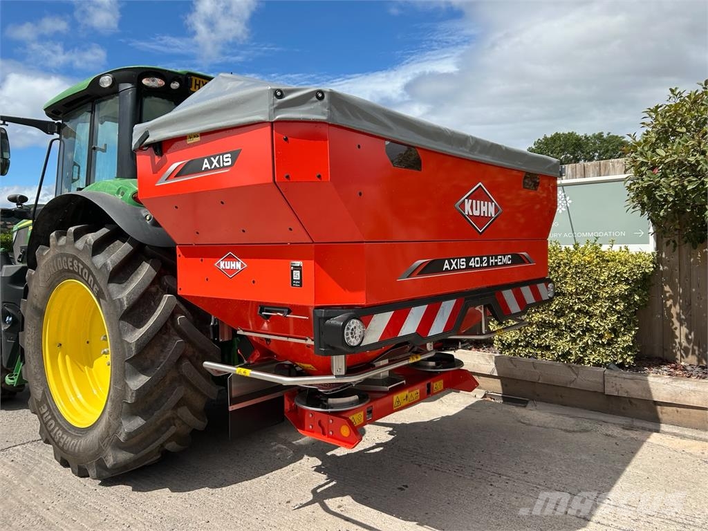 Kuhn Axis 40.2 H EMC Διαστρωτήρες ανοργάνων