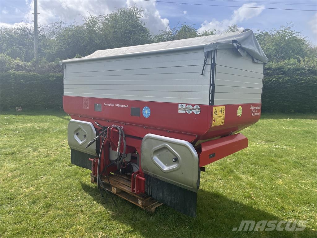 Kverneland TL Geo 3900 معدات فرد المواد المعدنية
